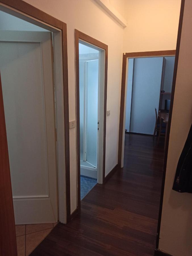 Stanza Maggiore Parma Buitenkant foto